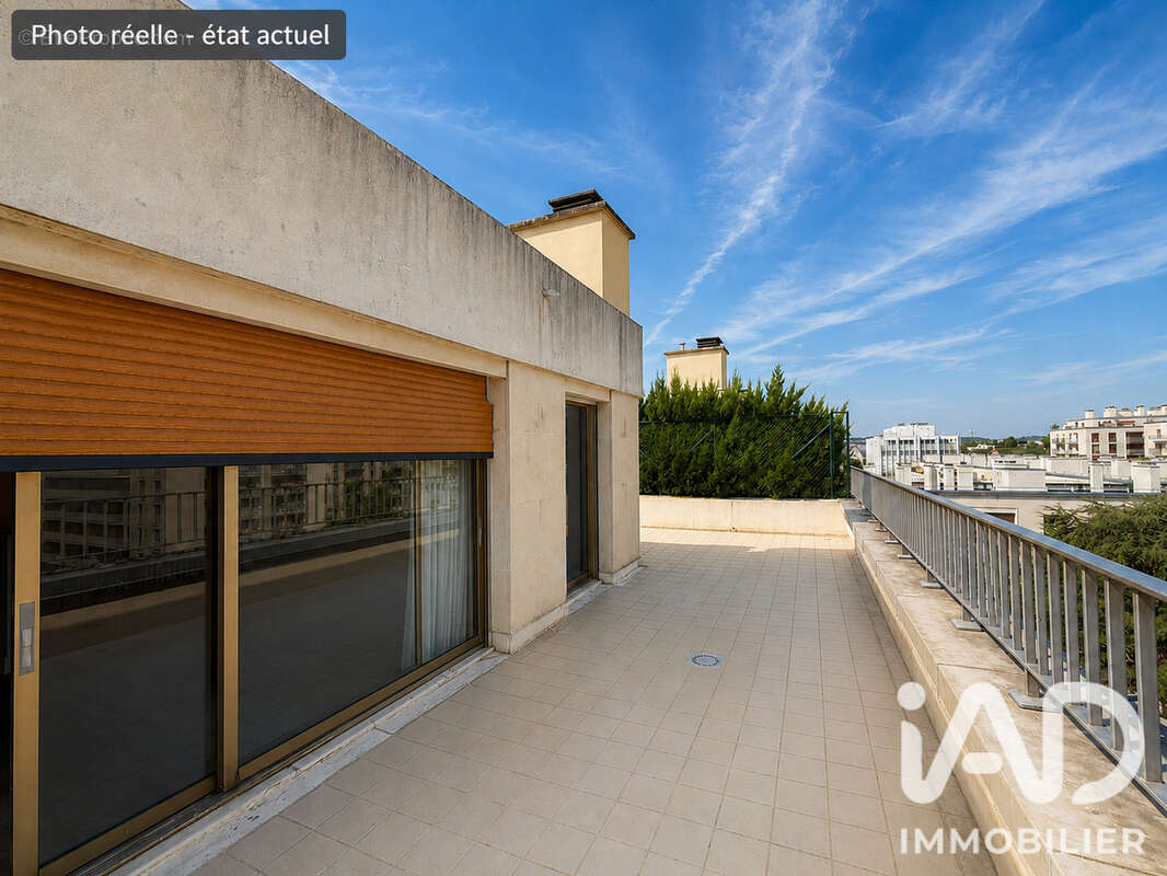 Appartement 111 m² à Versailles  - photo 2