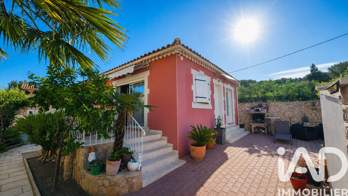 Photo 1 - Maison à BAGNOLS-SUR-CEZE