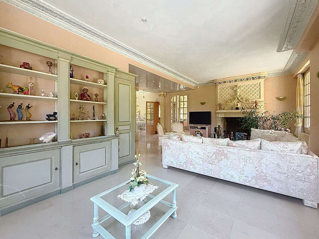 EXCLUSIVITE - VARAVILLE -  Proche mer. Villa Anglo-Normande d'exception et son parc. - photo 7