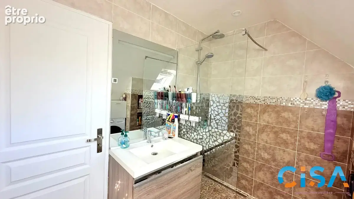 Maison 6 pièces 106 m² à vendre à Pont-Sainte-Maxence (60700) - photo 9