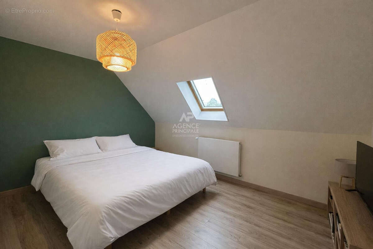 Maison Chapet 131 m2 AU CALME - photo 7