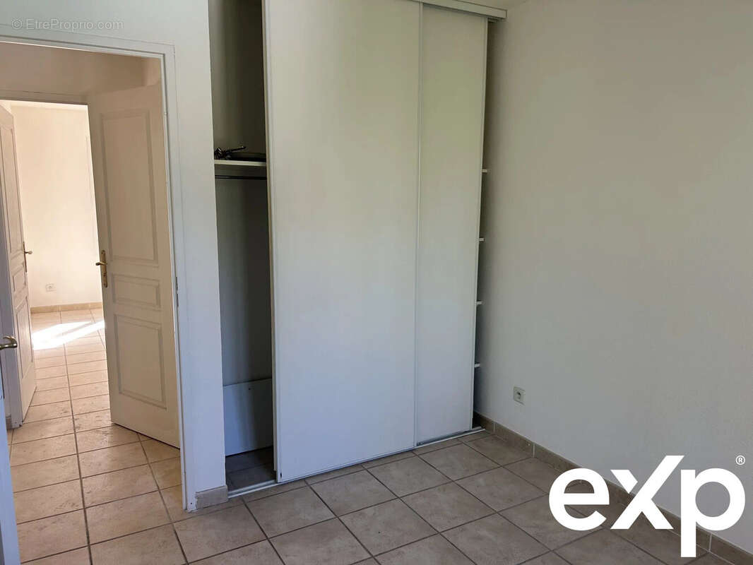 Appartement à MALLEMORT