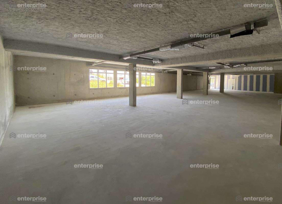 À vendre - local commercial - compiègne - photo 3