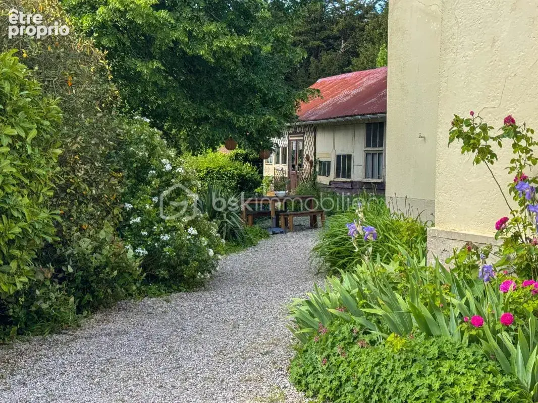 EXCLUSIVITÉ – Villa de charme à Saint-Léonard - photo 15