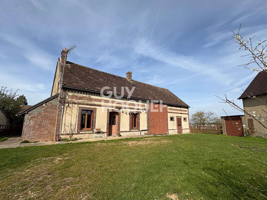 Maison à PULLAY