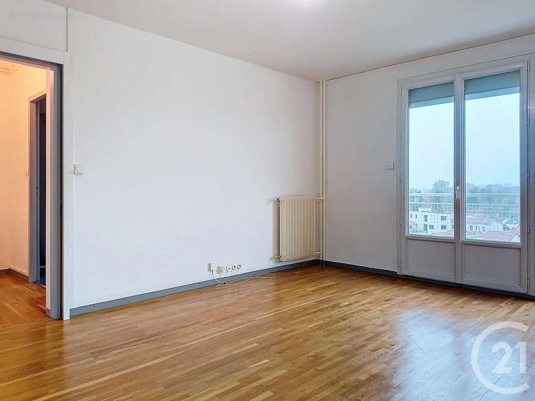 Appartement à SAINT-ANDRE-LES-VERGERS
