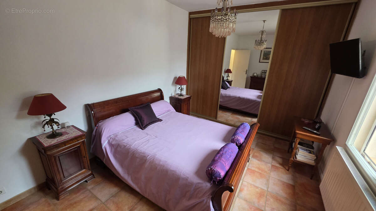 A VENDRE BEZIERS-Montimas Villa T3 140 m2 sur terrain de 2200 m2 - photo 9