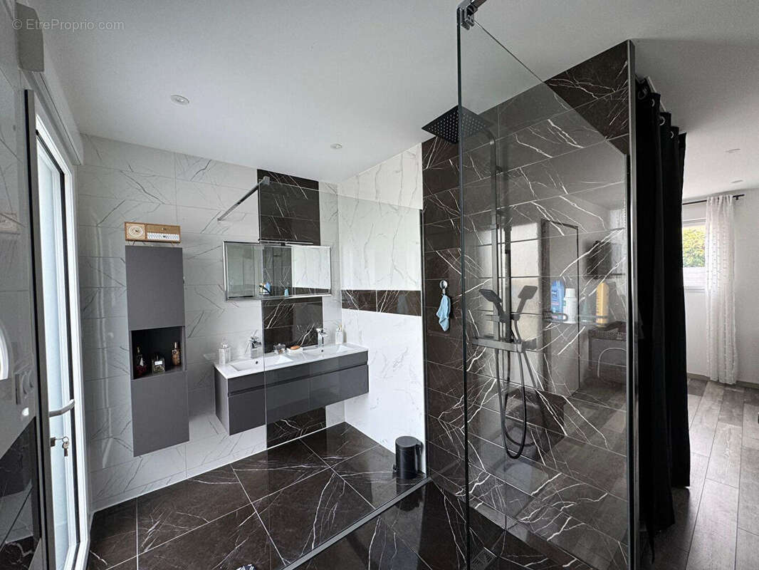 Maison à CHATEAU-GONTIER