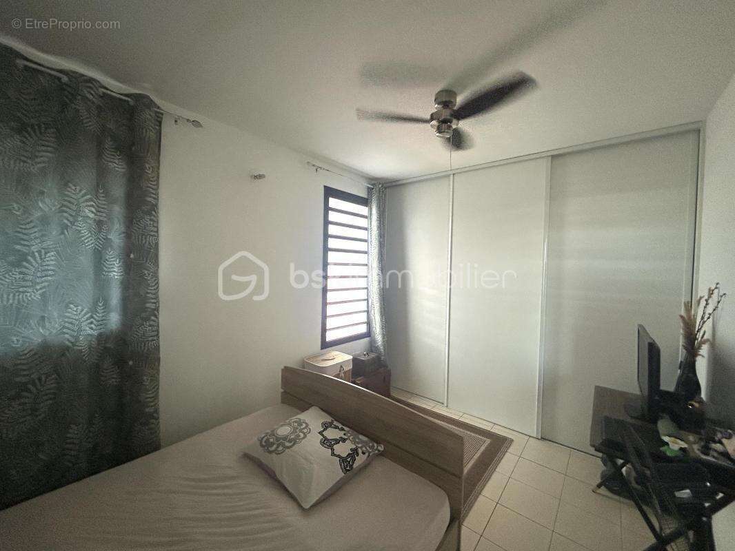 Appartement à SAINT-DENIS