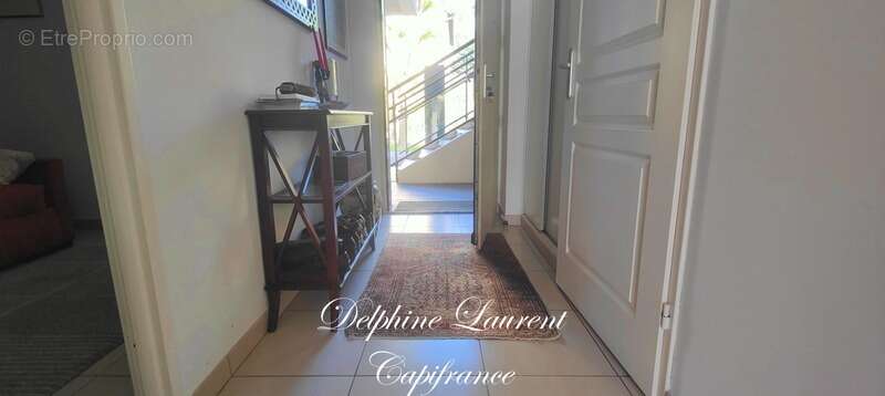 Appartement à VARAVILLE