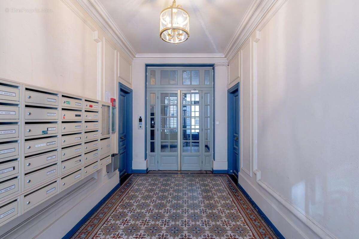 Appartement à PARIS-2E