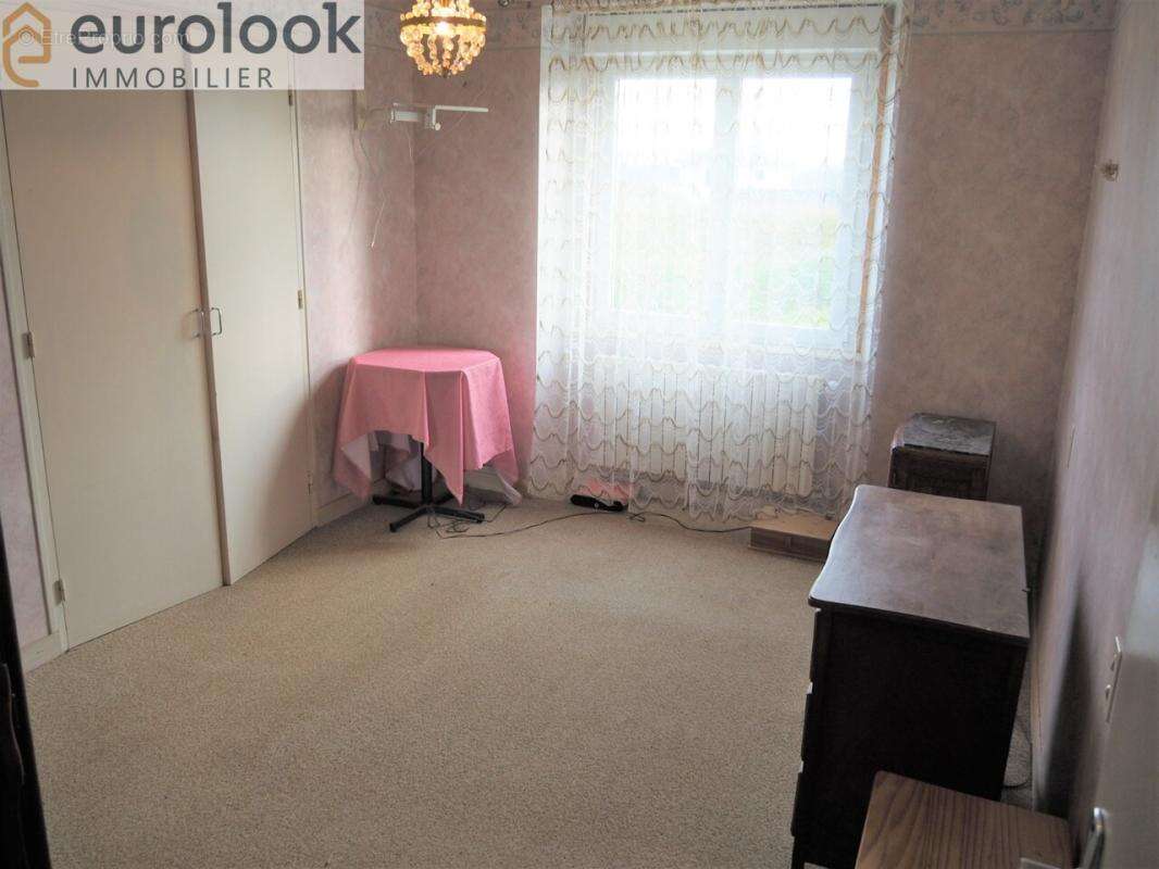 Maison à SAINT-MARCEL