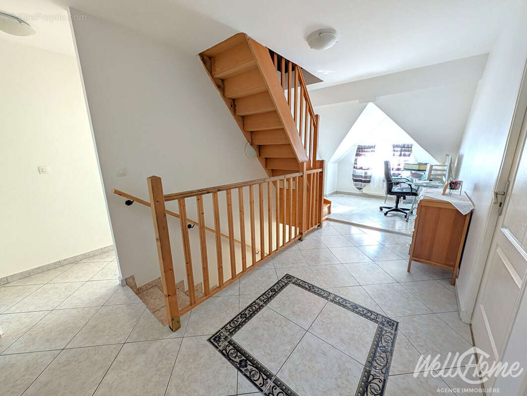 Maison Saint Ouen L Aumone - Maison individuelle 163m² - photo 12