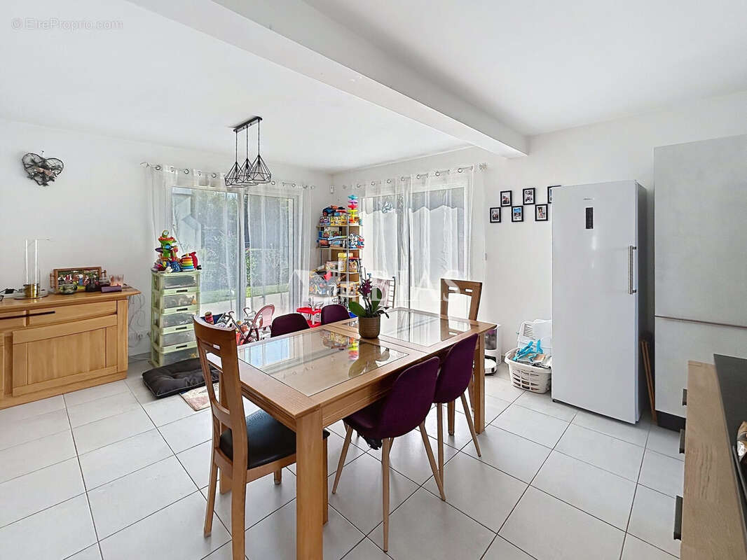 Maison 129 m² à Ablon  - photo 5