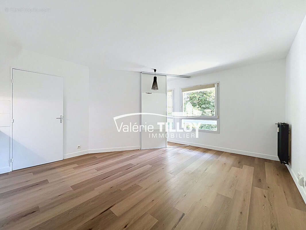 Quai de la Prévalaye - Appartement T2 rénové avec parking en sous-sol et ascenseur - photo 3
