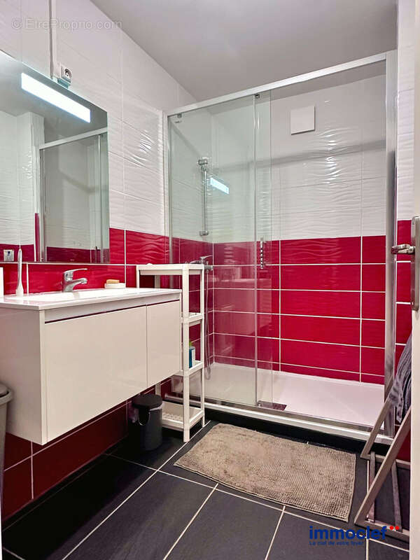 Appartement à LA MADELEINE