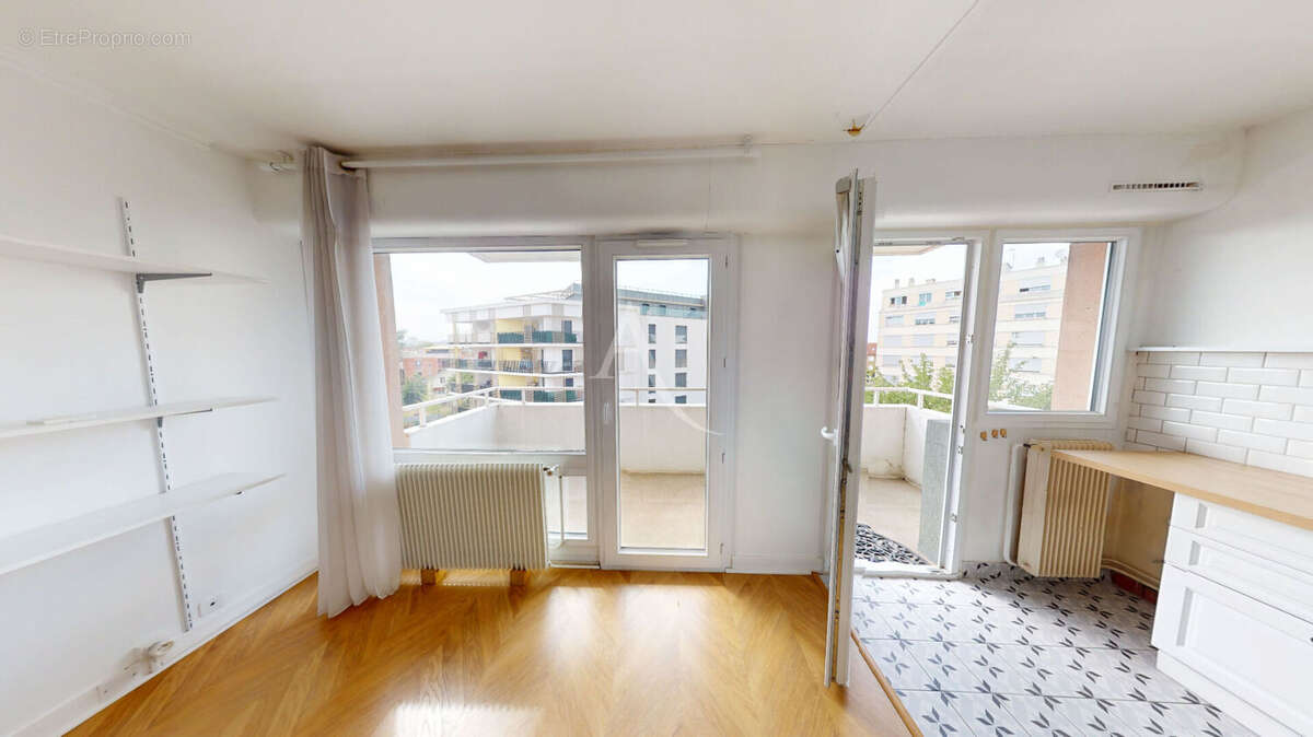 VILLEMOMBLE, Appartement  de 47.8 m2 - photo 2