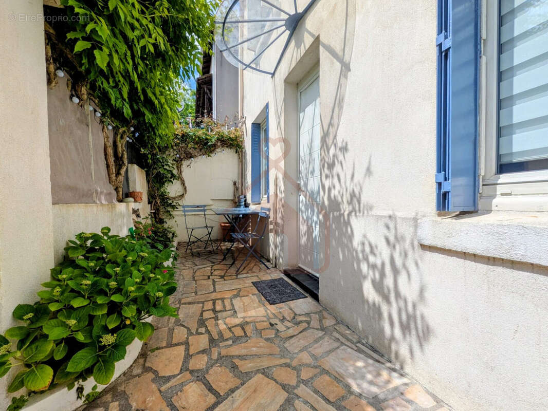 Maison à VILLEJUIF