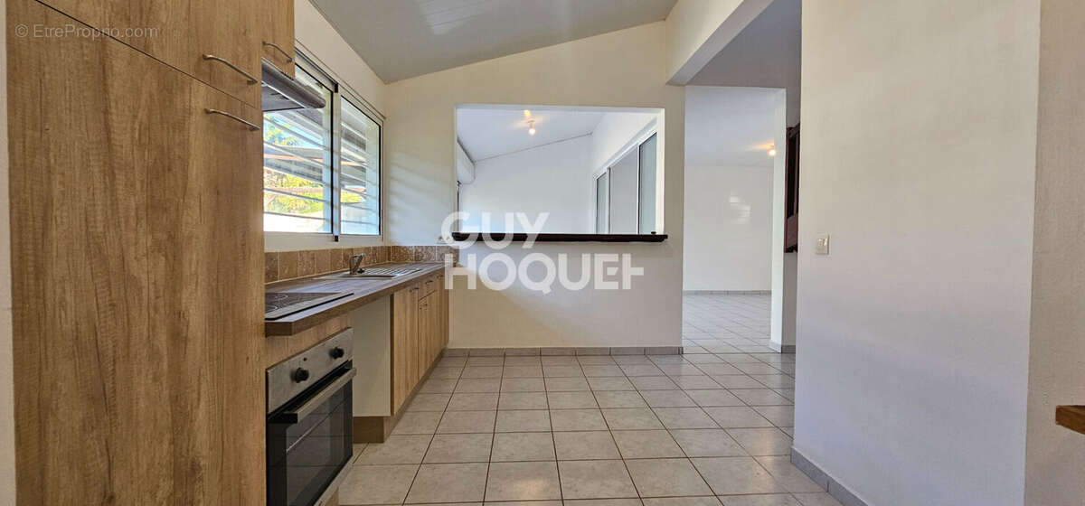 Maison à REMIRE-MONTJOLY