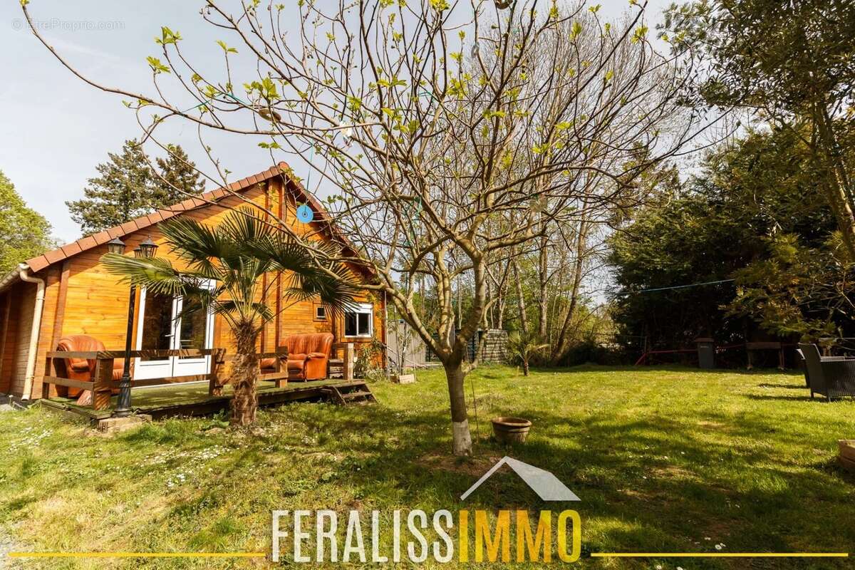 Maison à VAUX-SUR-SEINE