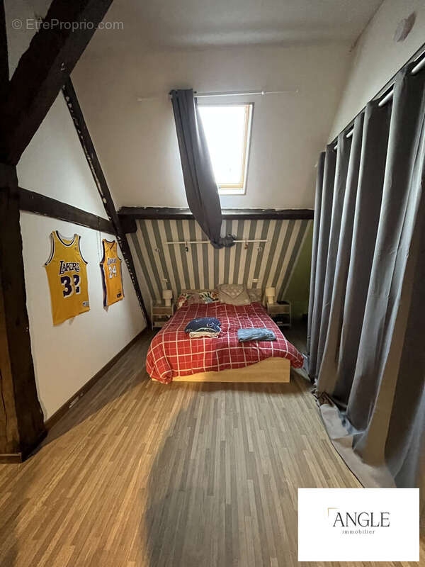 Appartement à OISSEAU-LE-PETIT