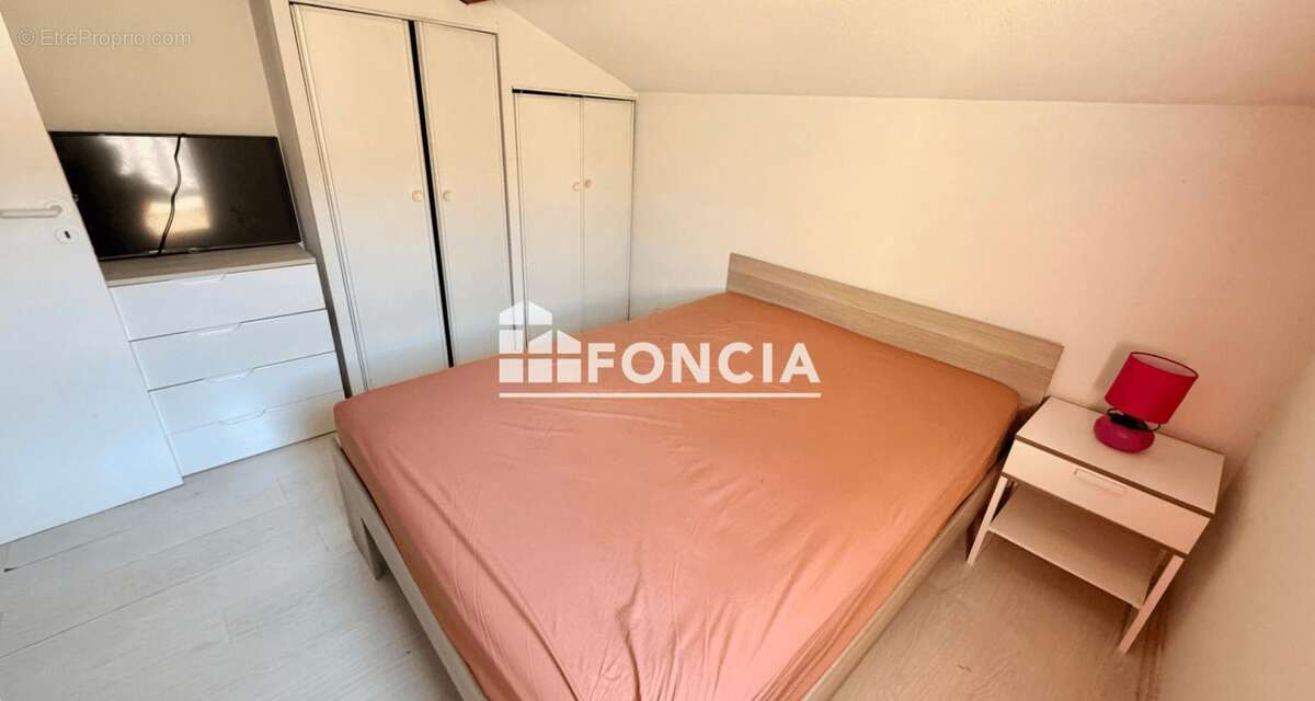 Appartement à SAINT-CYR-SUR-MER