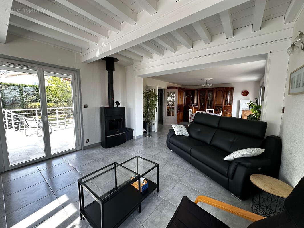 Maison à AMBIERLE