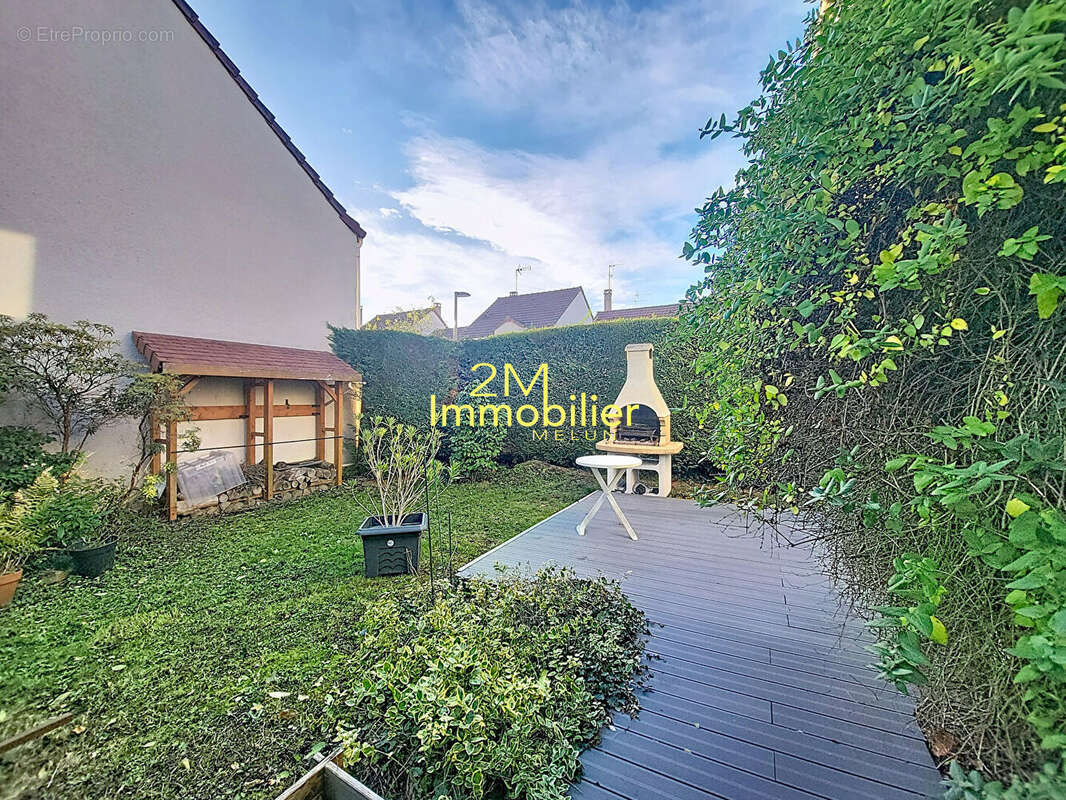 Maison à COURCOURONNES