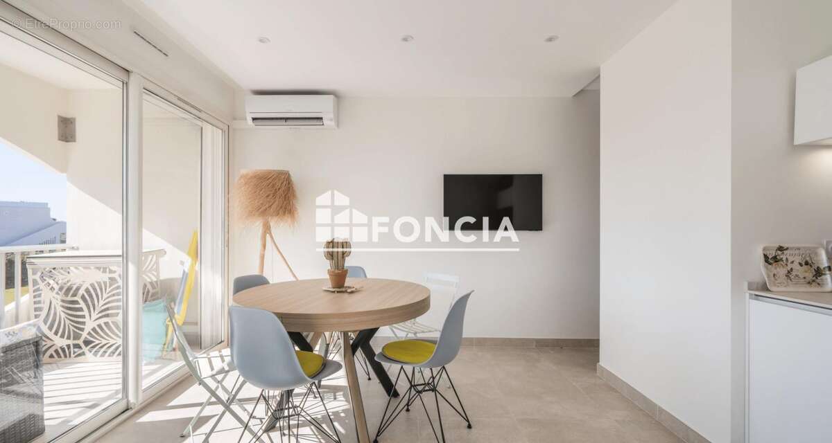 POINT ZERO- En 1ere ligne T2 cabine de 38m2 avec terrasse et garage en sous sol - photo 7