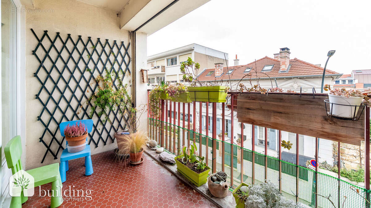 Appartement à COURBEVOIE