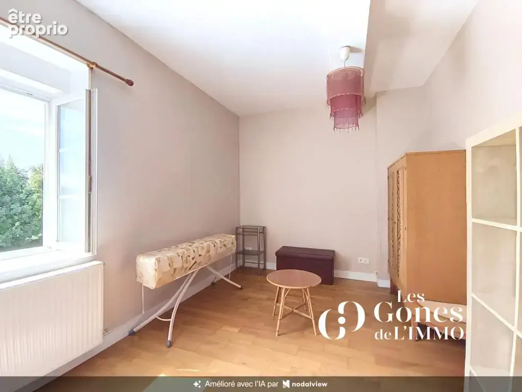 Vaugneray   Maison de ville en pierre de 138 m2 avec terrain - photo 8