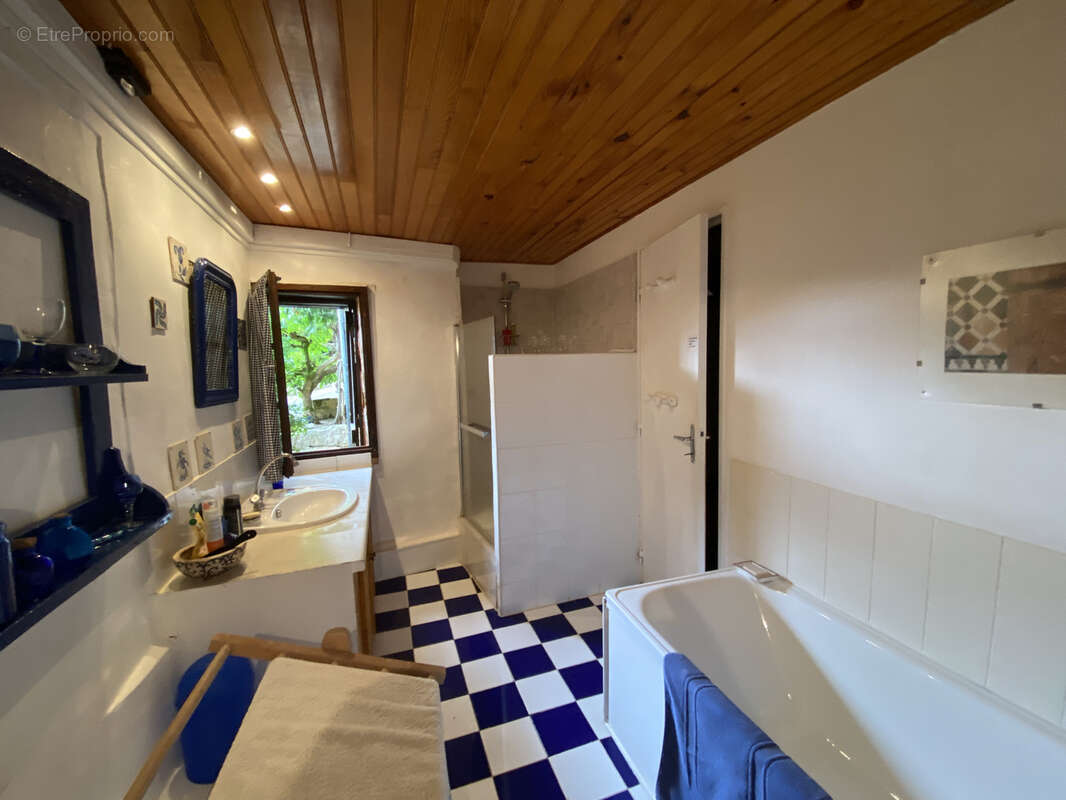 Maison à PONTCIRQ