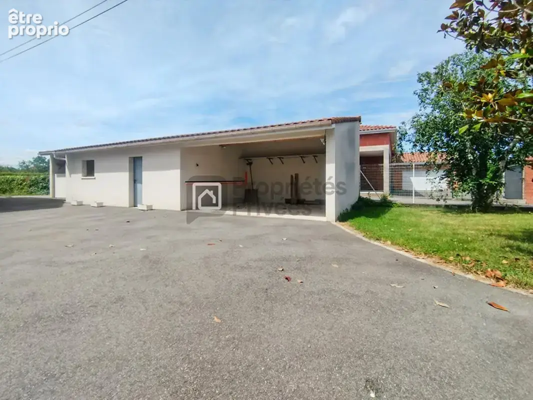 SAUBENS Maison familiale de 145 m² sur une parcelle de 1 658 m² avec dépendances - photo 12