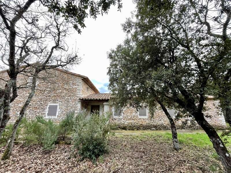 Maison à BONNIEUX