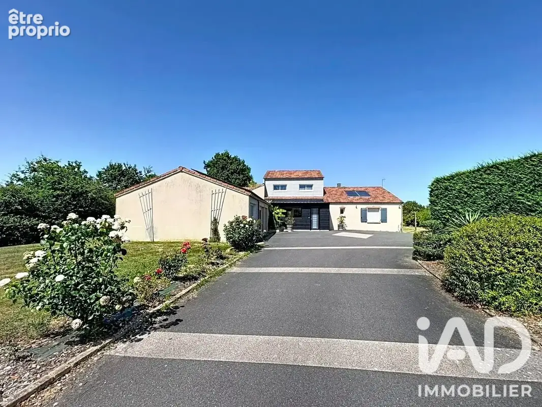 Photo 1 - Maison à BRESSUIRE