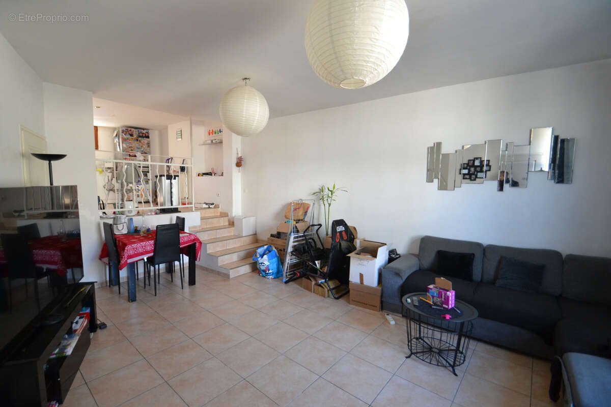 Maison à VALLAURIS