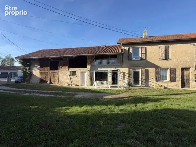 À VENDRE   Charmant corps de ferme rénové de 145 m2 avec grange de 100 m2   Saint-Agnin-sur-Bion - photo 1