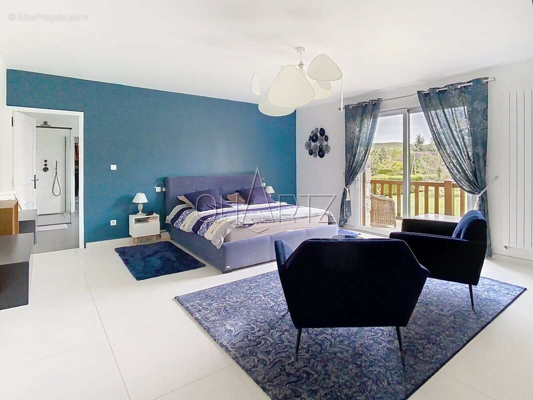 Maison à IVRY-LA-BATAILLE