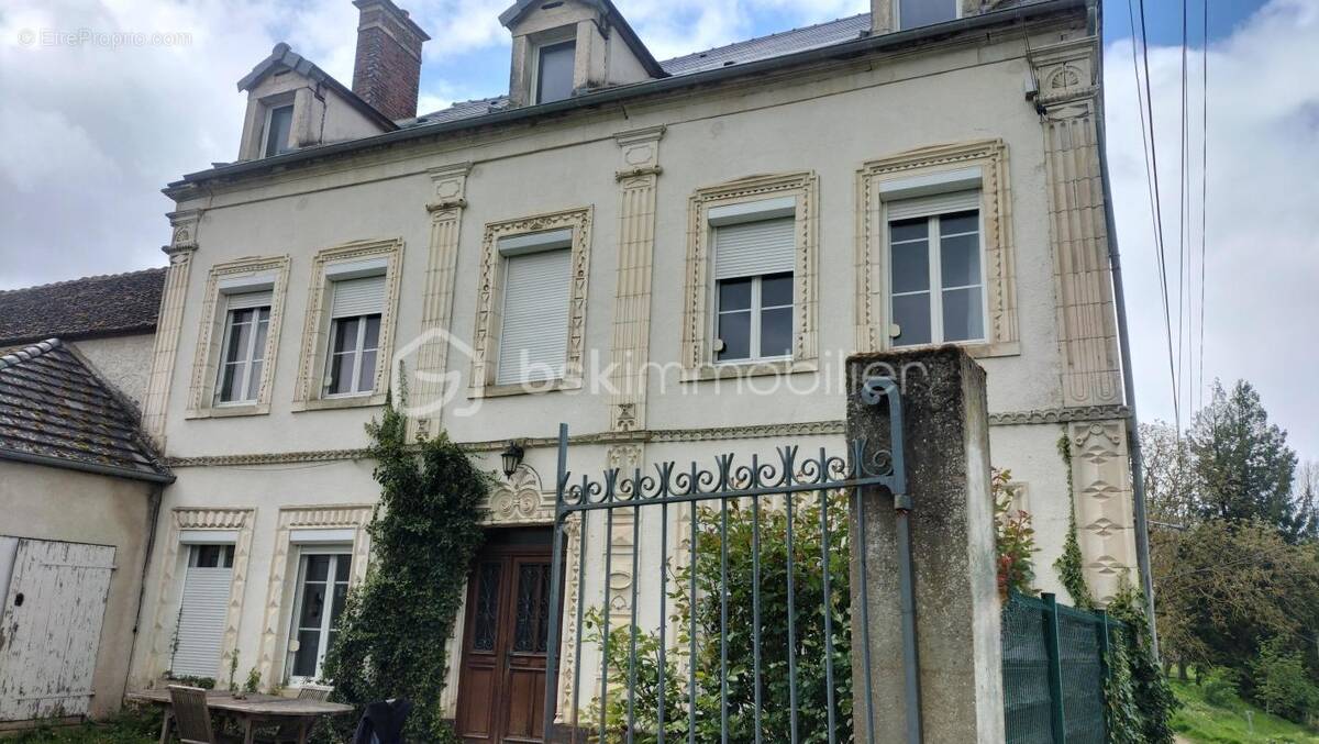 Maison à POURRAIN