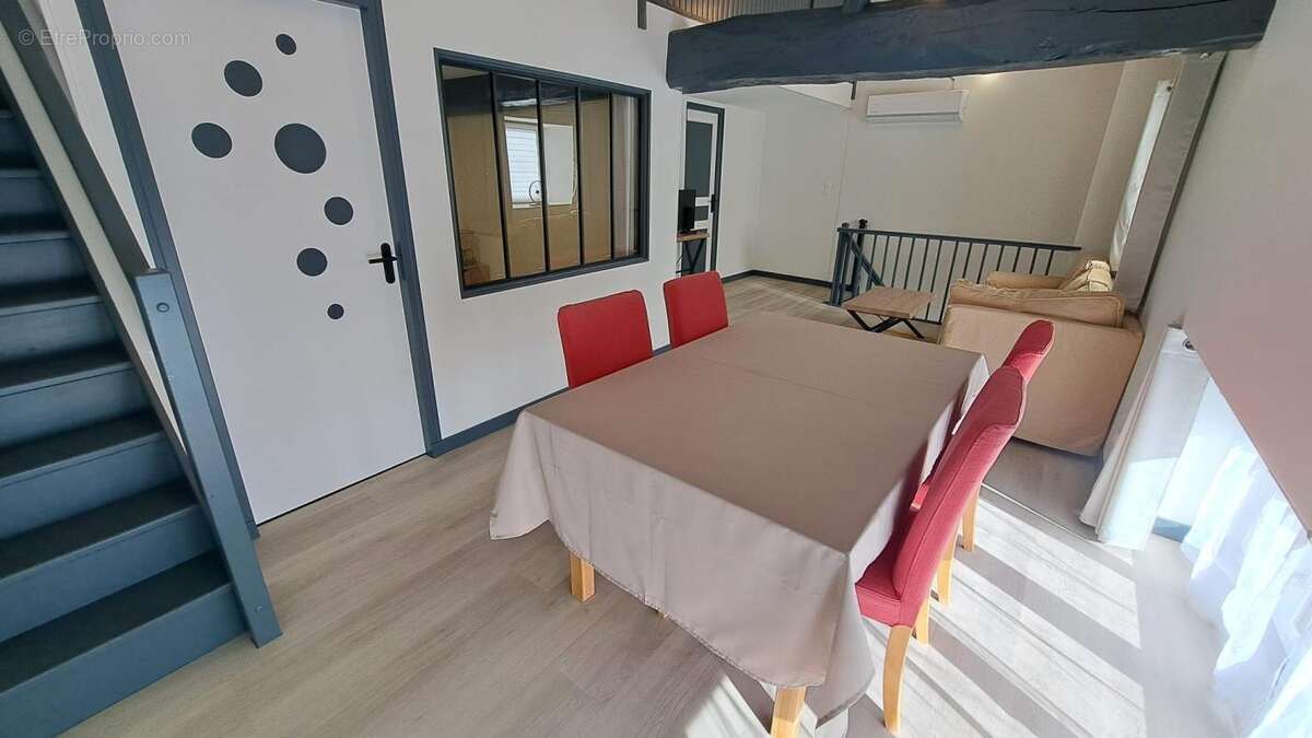 Maison à SAINT-MEARD-DE-DRONE