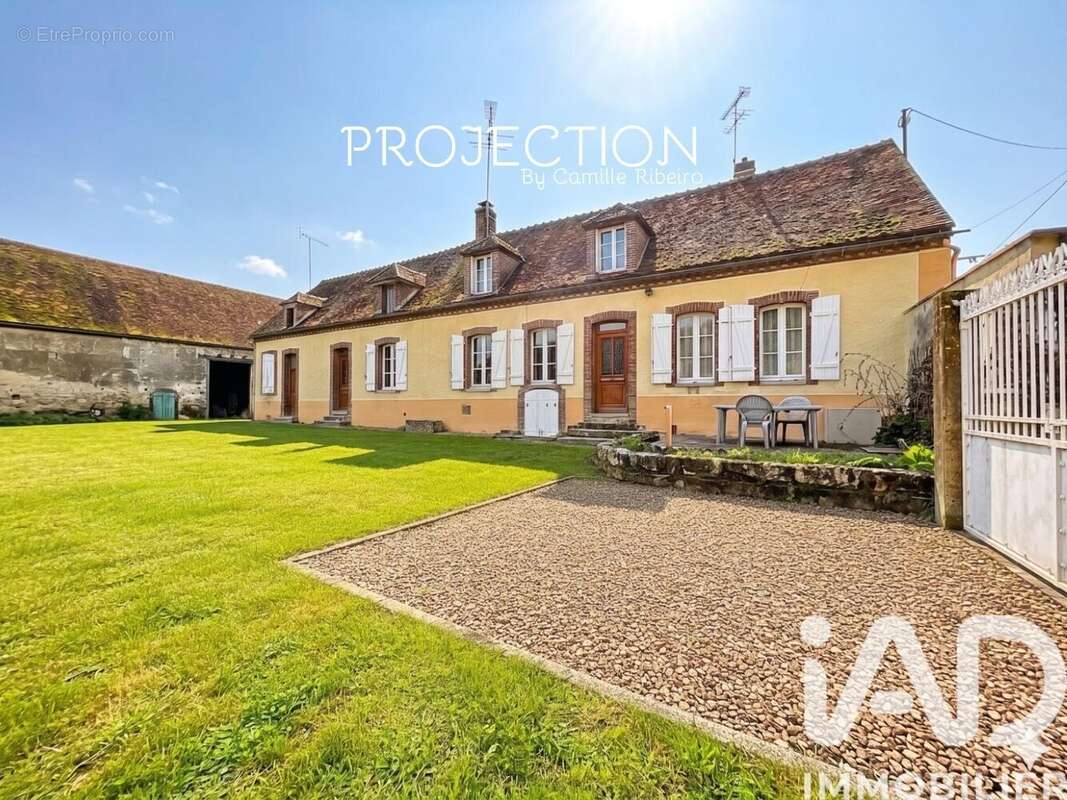 Photo 2 - Maison à COURGENAY