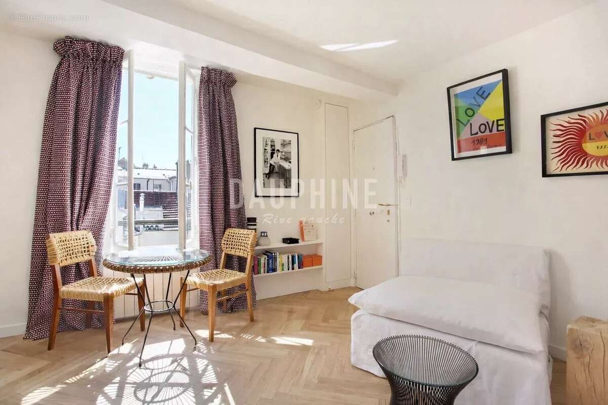 Appartement à PARIS-6E