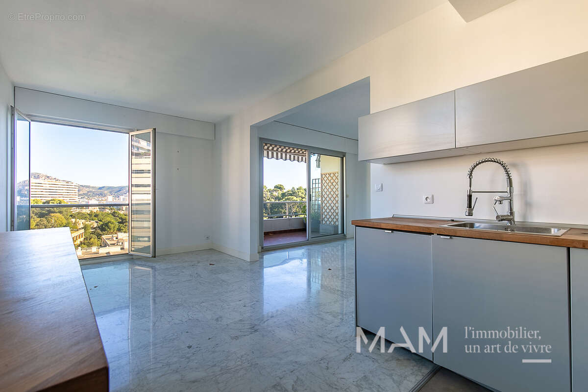 Appartement à MARSEILLE-8E