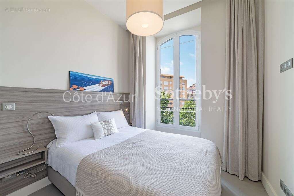 Nice Jean Médecin - Appartement 3 pièces rénové avec balcon en centre-ville - photo 20