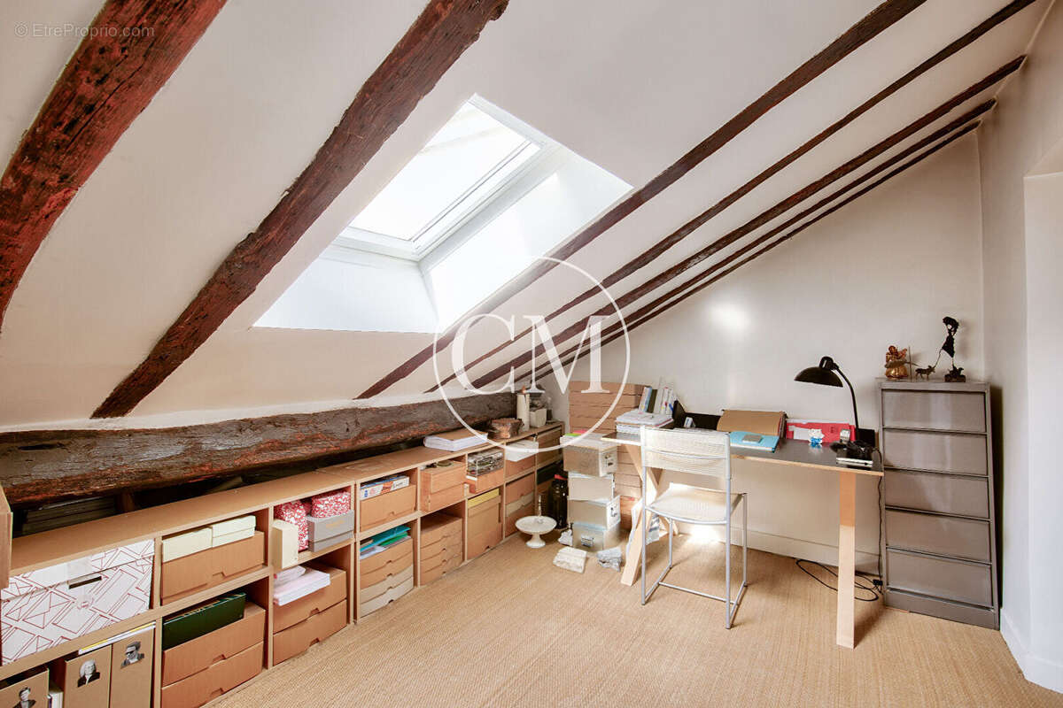 Appartement à VERSAILLES