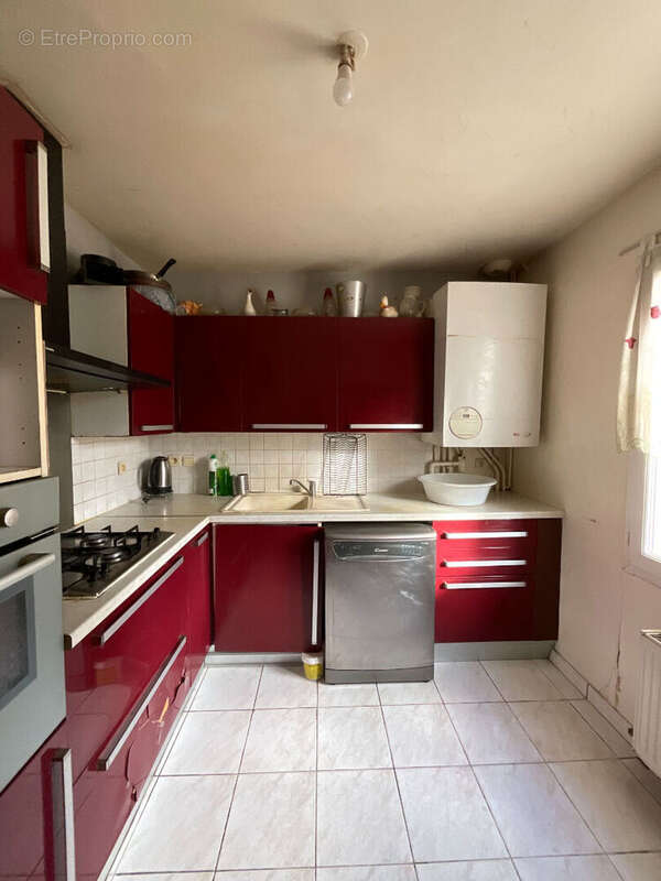 Maison à CHANTELOUP-LES-VIGNES