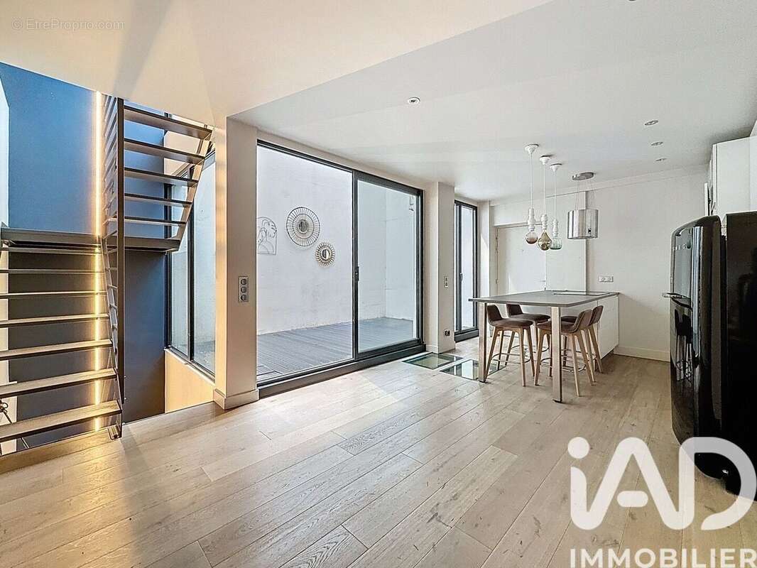 Photo 3 - Appartement à SAINT-MAUR-DES-FOSSES