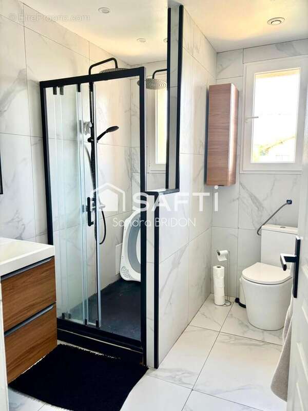 Appartement 64 m² à Marseille-15e  - photo 5