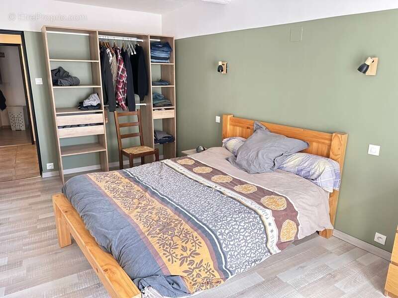Maison de village, 5 pièces avec cour et garage VINON SUR VERDON (83) - photo 20
