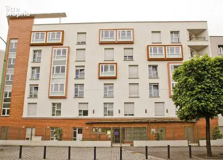 INVESTISSEMENT LOCATIF  Saint-Denis  Résidence Étudiante Les Estudines Saint-Denis Basilique  5.67 % de rentabilité - photo 9